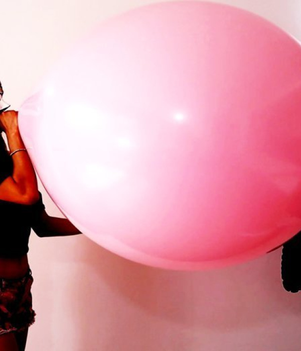 Pink Giant Balloon pops LoonerClips ft Angel