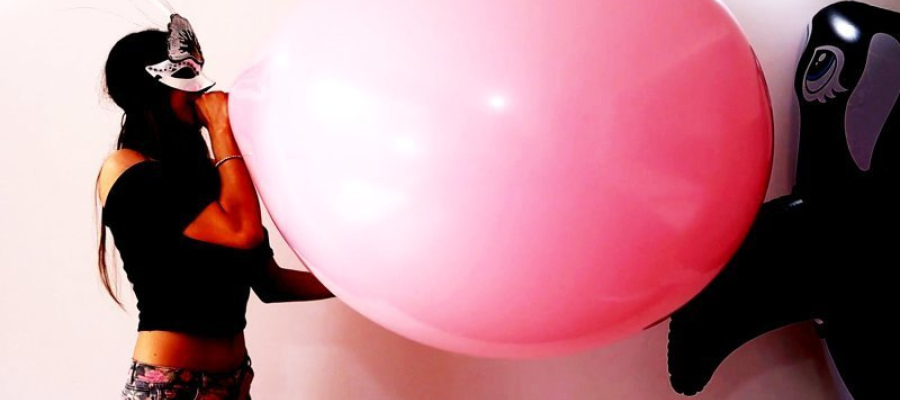 Pink Giant Balloon pops LoonerClips ft Angel