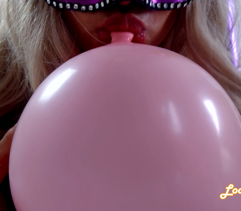 Blond Looner Girl Live Streaming #1 Popping
