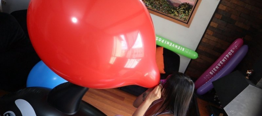 Erika´s First Giant Blow