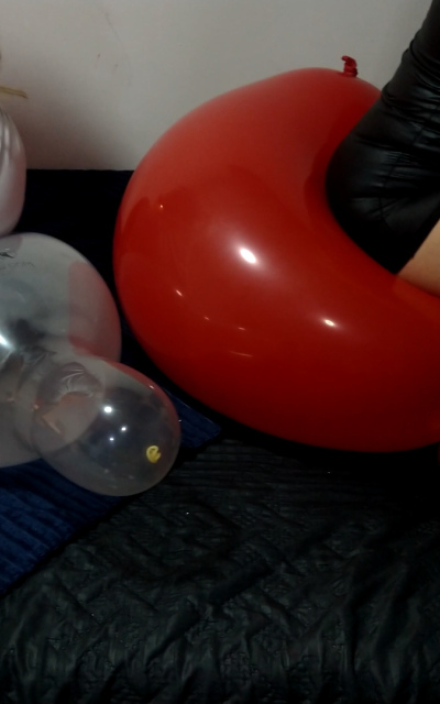 Blow, Sit, Pop! A Balloon Battle with Antonia & Susan
