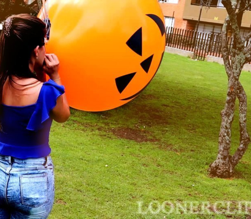 Alexis popping a Giant pumpkin Halloween special - Premium