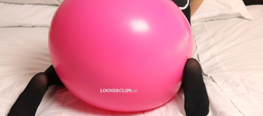 Nikki My first bounce on my bed www.Loonerclips.com