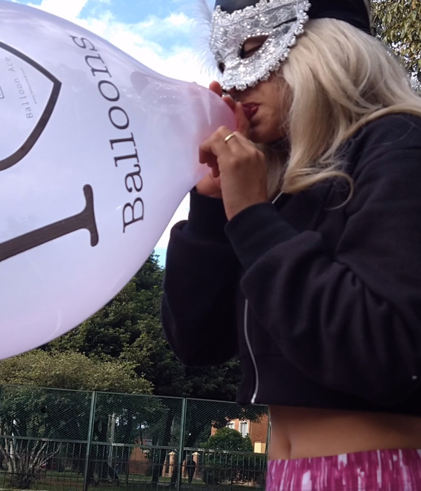 BLOND GIRL using my balloons