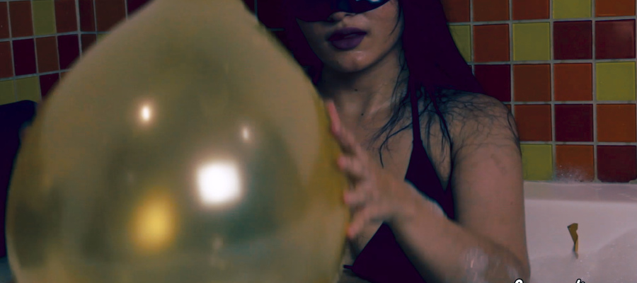 Becky_ Bikini Bubbles&Balloons Jacuzzi Party