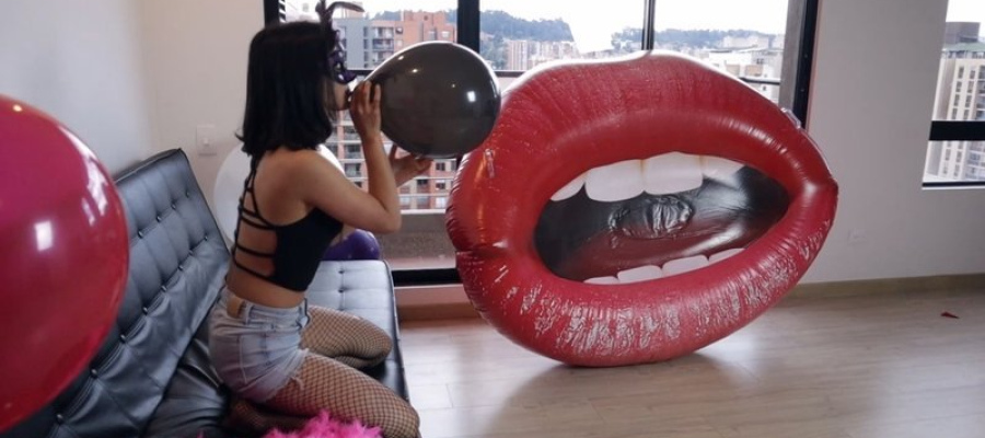 Looner cop spotted Sarah and will teach her how to pop